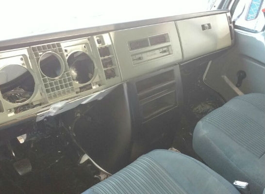 Cabine Mercedes Benz 709/710 montada completa